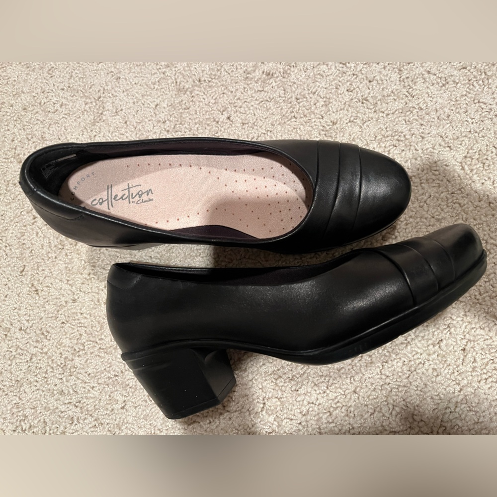 Clarks Leather Pumps
